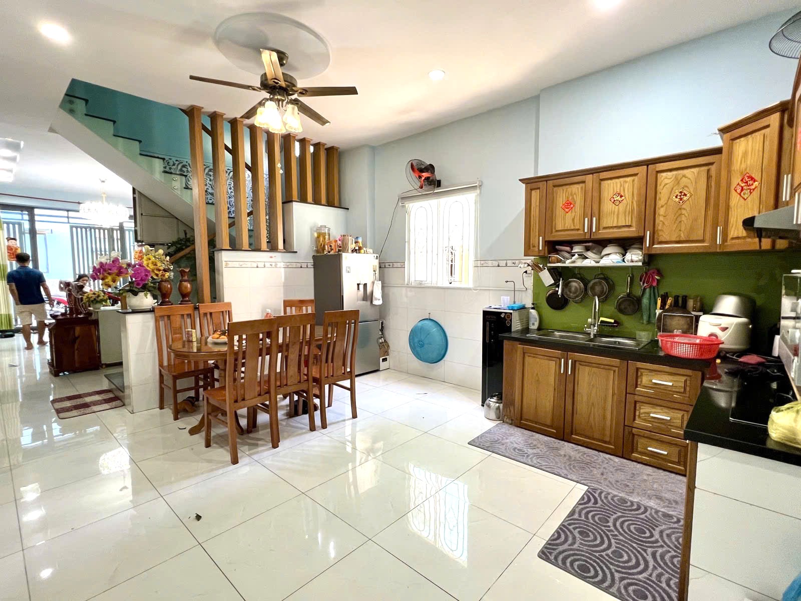 Chỉ 6,89 Tỷ TL! 72M² 3 Tầng/3Pn HẺM XE HƠI, Dương Quảng Hàm Gò Vấp! - Ảnh 2